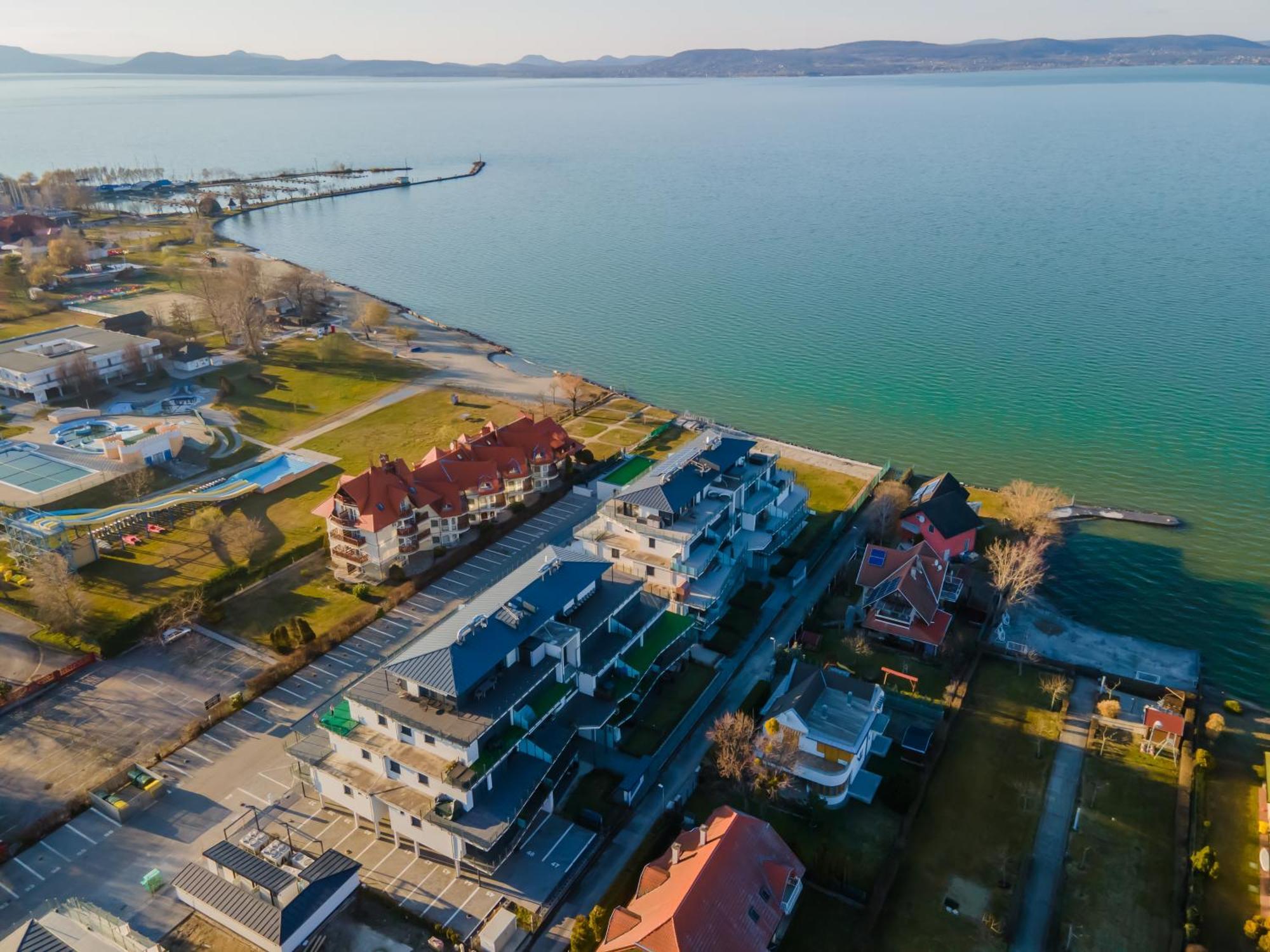 Lellemarine By Bltn Apartmanok Balatonlelle Buitenkant foto