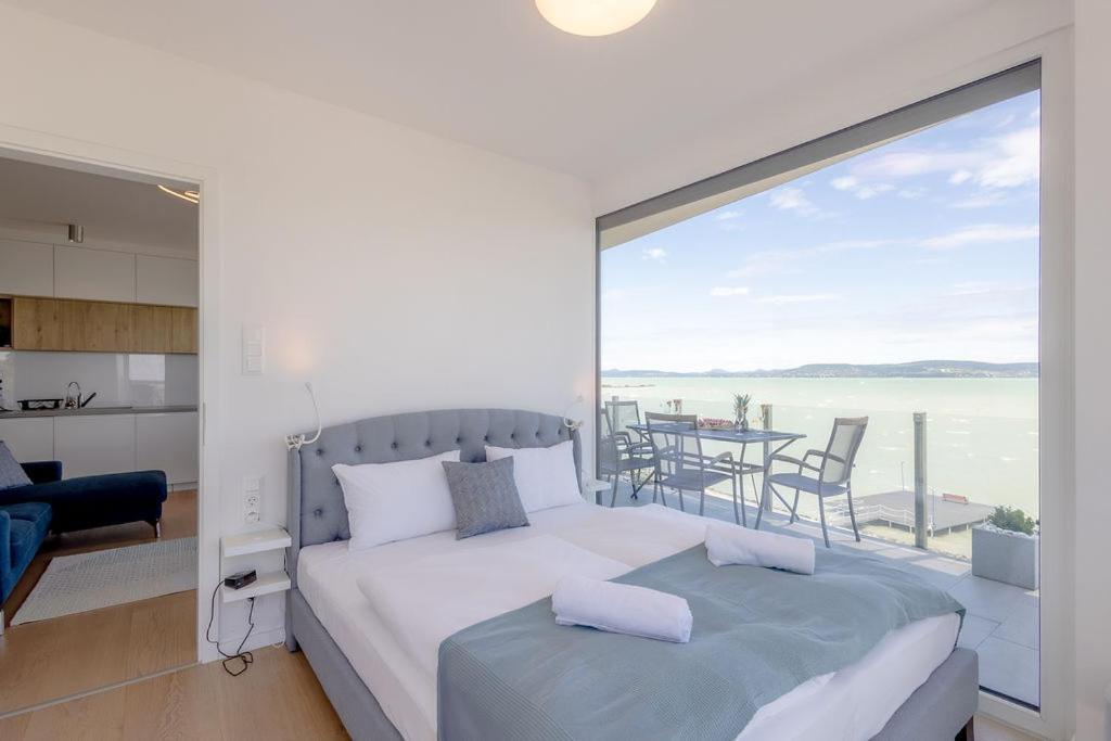 Lellemarine By Bltn Apartmanok Balatonlelle Buitenkant foto